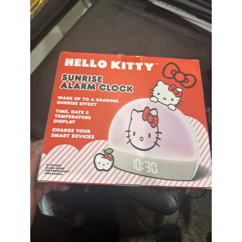 Hello Kitty With Bow Sunrise Alarm Clock USB Powered